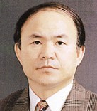 File:Park Jong-seo.jpg